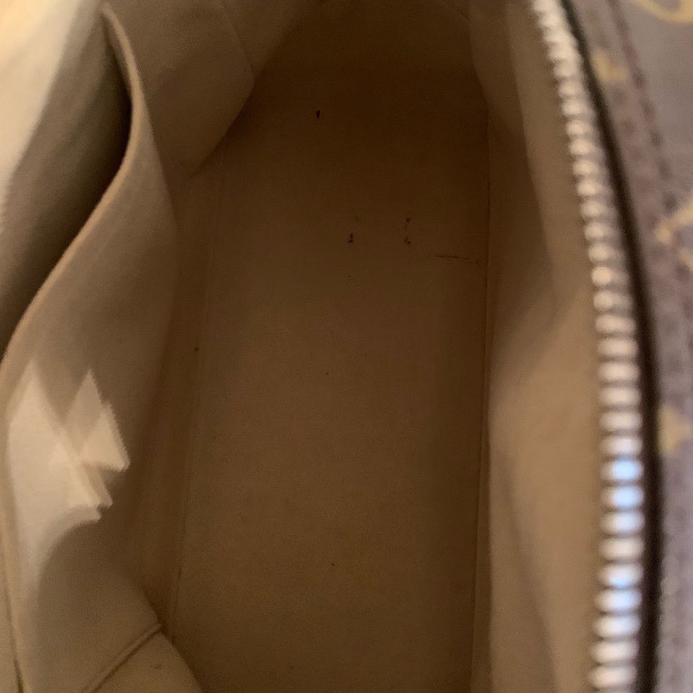 Monogram Manhattan Handbag - Picture 11 of 13